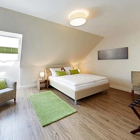 Rodelhaus 3*