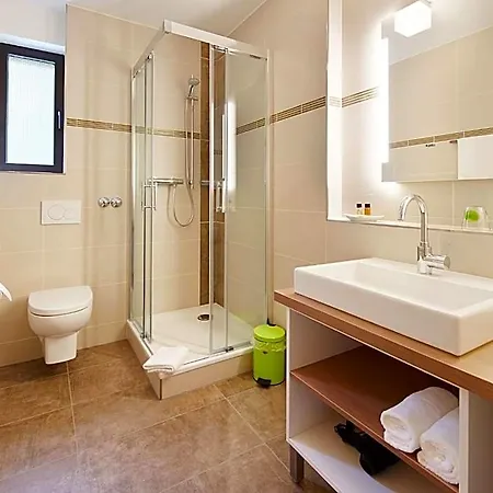 Rodelhaus 3*