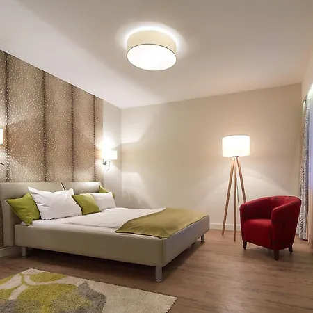 Rodelhaus 3*