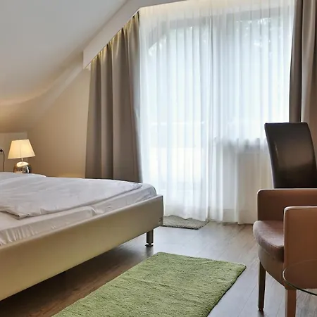 Hotell Rodelhaus 3*